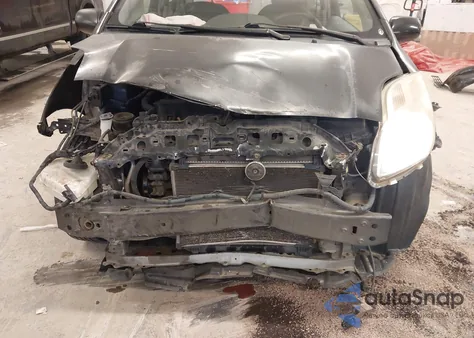 2009 Toyota Yaris z USA, uszkodzony, nr VIN JTDJT903395259933